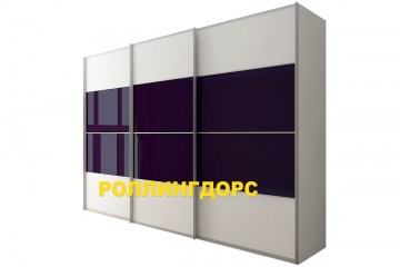 Встроенный шкаф-купе SOFT с фиолетовым стеклом
